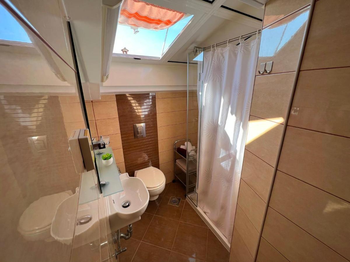 פורץ Aurelis Apartments מראה חיצוני תמונה